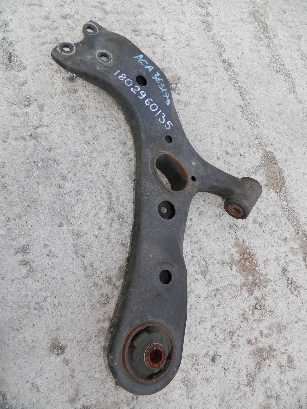 Рычаг подвески TOYOTA RAV4 ACA36 Перед Лев (Контрактный) 1802960135