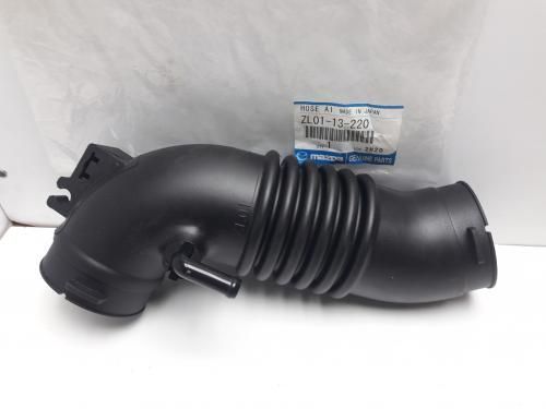 Патрубок резиновый MAZDA ZL0113220