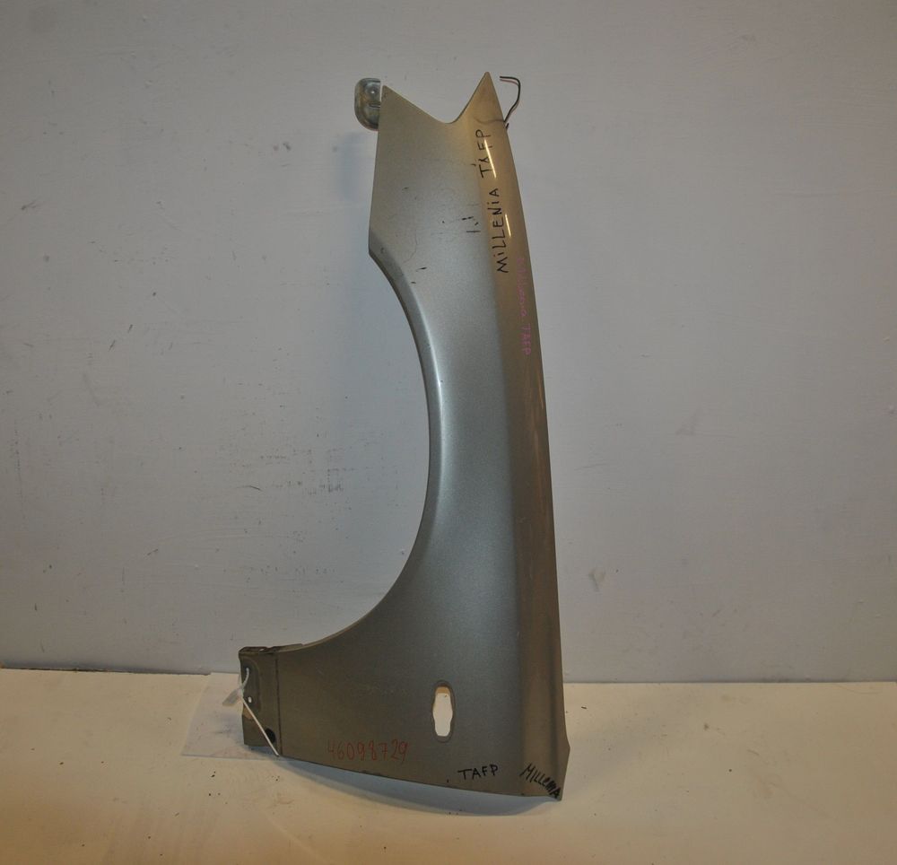 Крыло MAZDA MILLENIA TAFP Перед Лев (Контрактный) 46098729