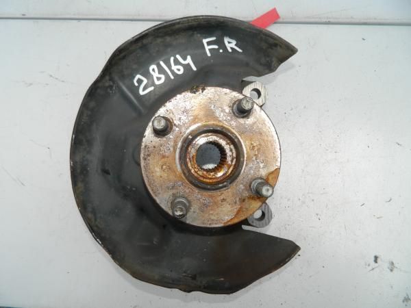 Ступица TOYOTA PRIUS NHW10 Перед Прав (Контрактный) 12661505