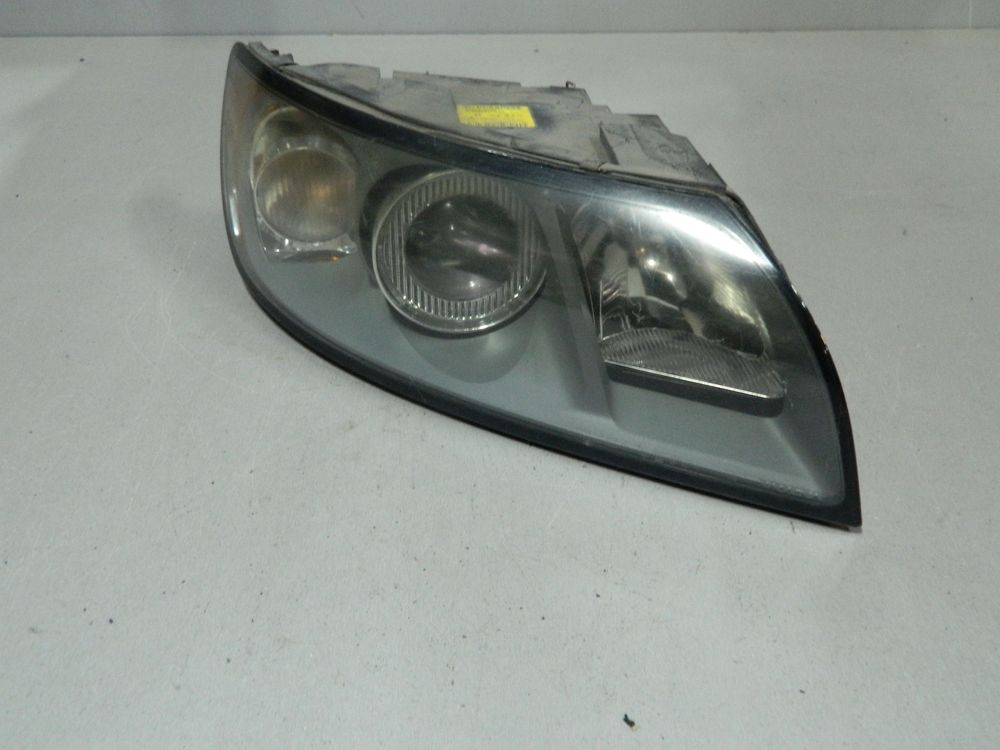 Фара VOLVO V50 MW Перед Прав (Контрактный) 68000805