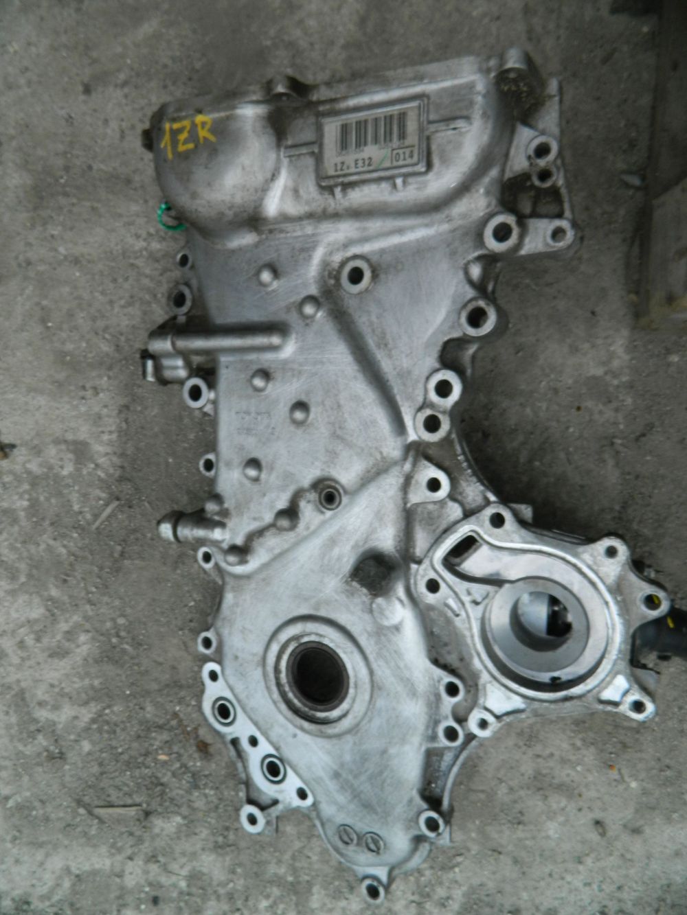 Крышка ГРМ TOYOTA 1ZRFE (Контрактный) 81530872