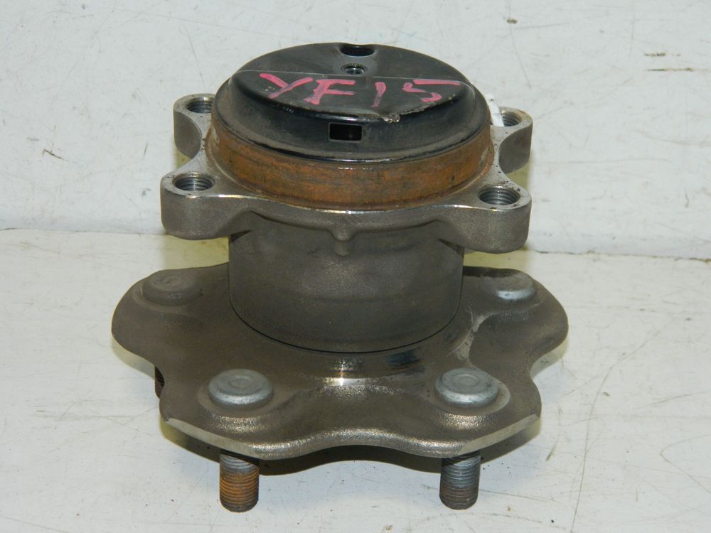 Ступица NISSAN JUKE YF15 Зад Прав (Контрактный) 45990366