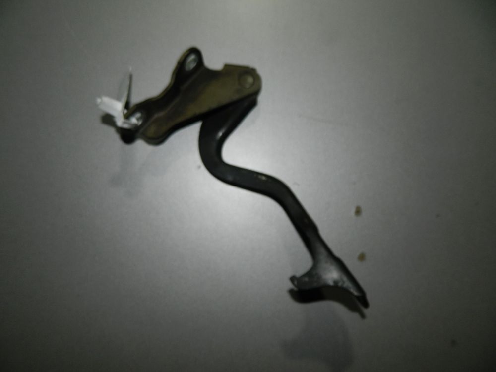 Петля капота CHEVROLET LACETTI Лев 45989305