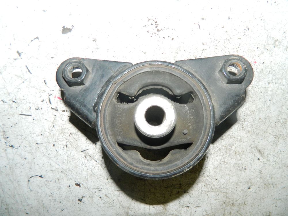 Подушка двигателя MAZDA S09A3934Y K1 MAZDA BONGO SGL3 WLT Зад(Контрактный)