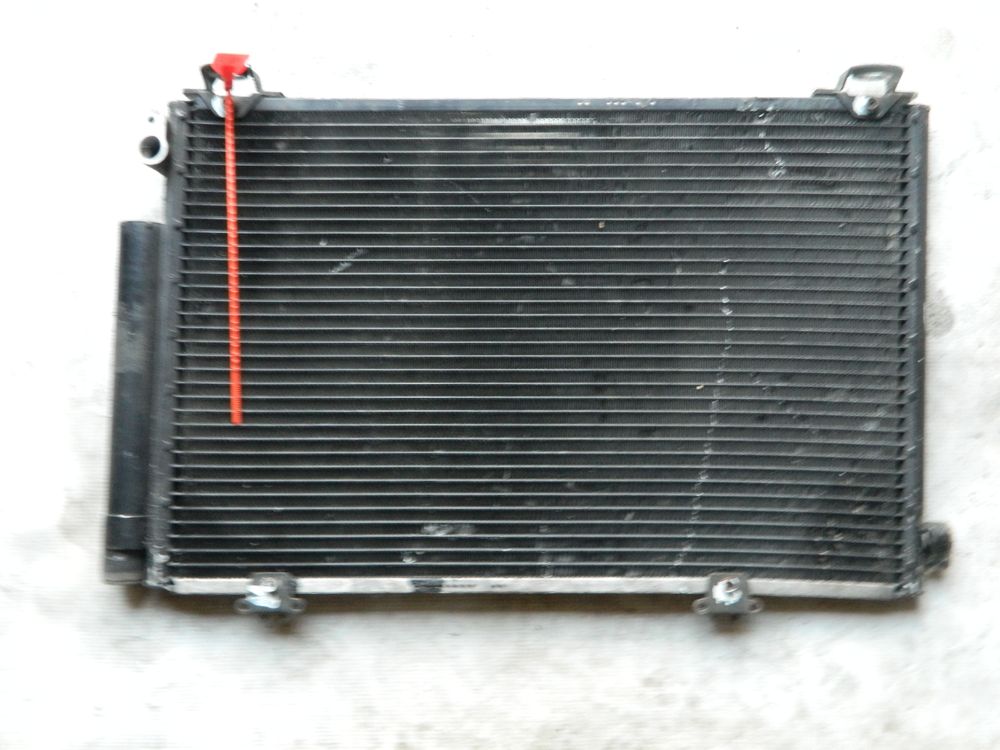Радиатор кондиционера TOYOTA FUNCARGO NCP20 (Контрактный) 72367762