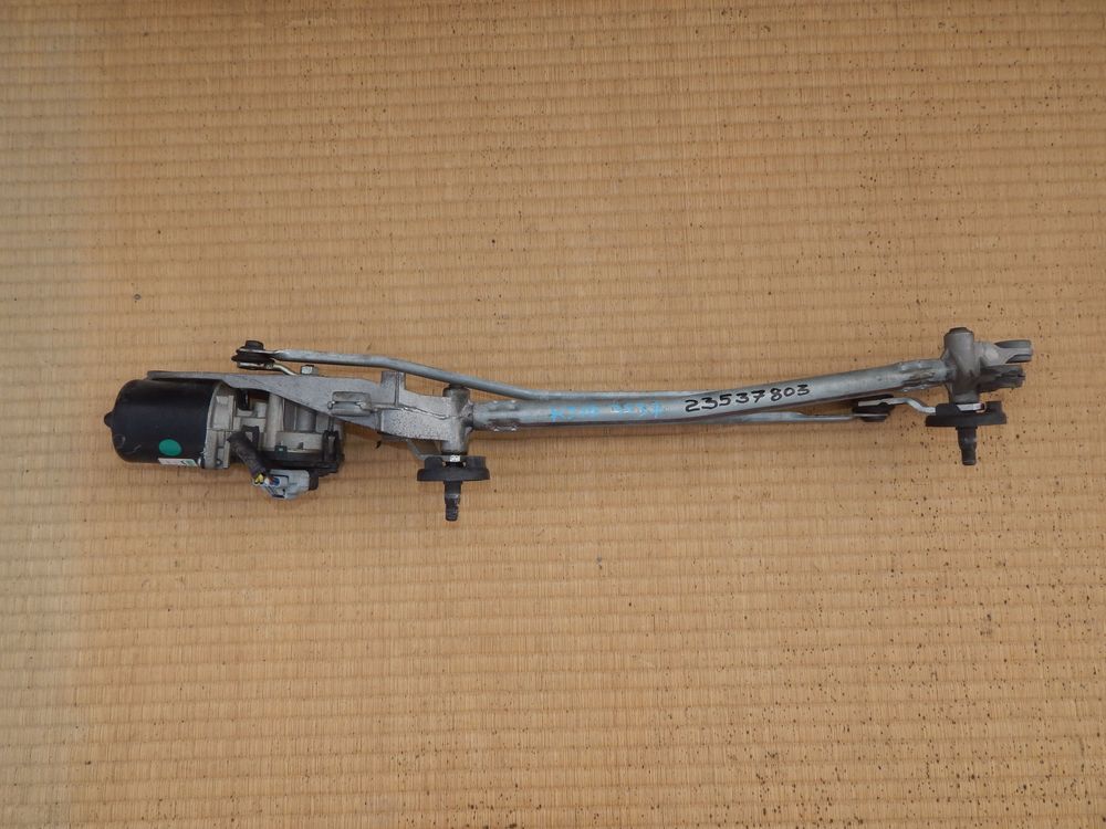 Мотор дворников NISSAN QASHQAI J10 Перед (Контрактный) 23537803