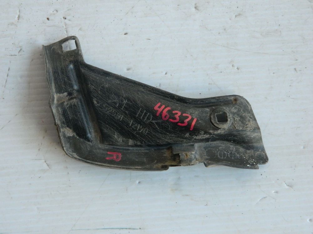 Пыльник бампера TOYOTA 5259112170 TOYOTA COROLLA ZZE120 4ZZFE Зад Прав (Б/У)