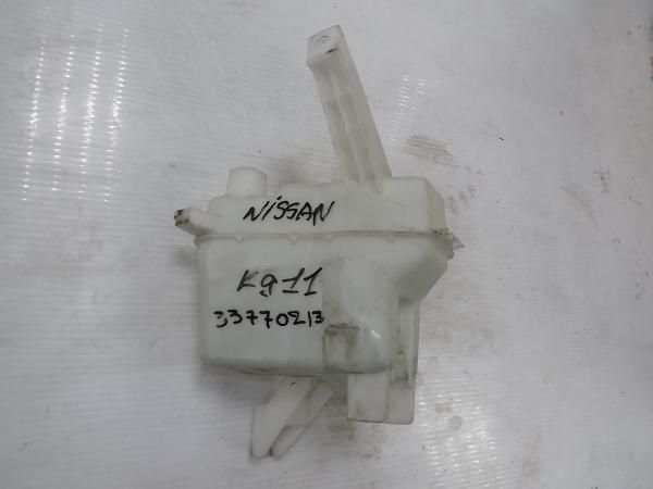 Бачок омывателя NISSAN BLUEBIRD KG11 (Контрактный)