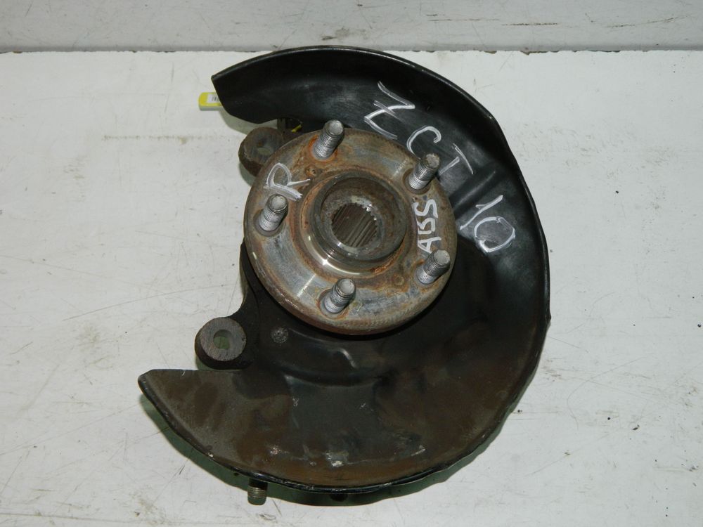 Ступица TOYOTA OPA ZCT10 Перед Лев (Контрактный) 40940610