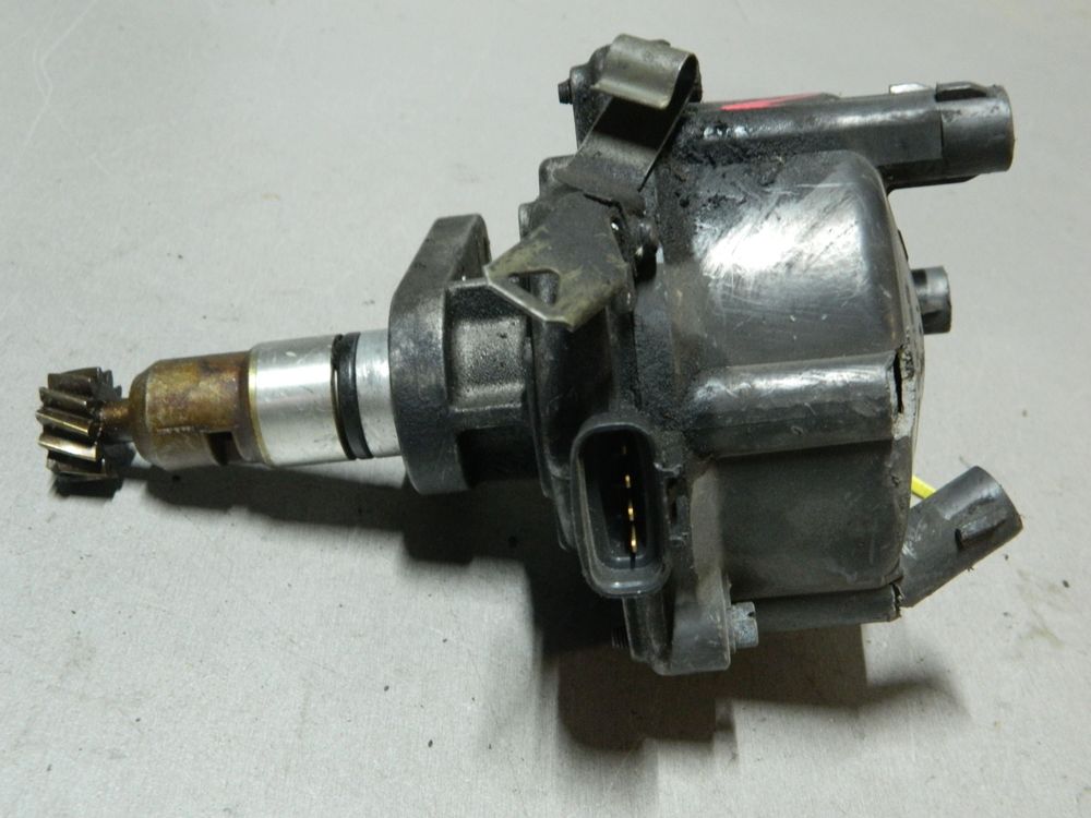 Трамблер TOYOTA 1GFE (Контрактный) 79773810