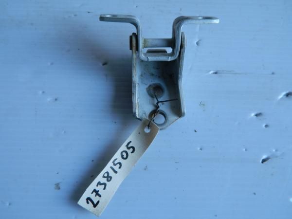 Петля двери MAZDA DEMIO DY3W Перед Лев (Контрактный) 27381505