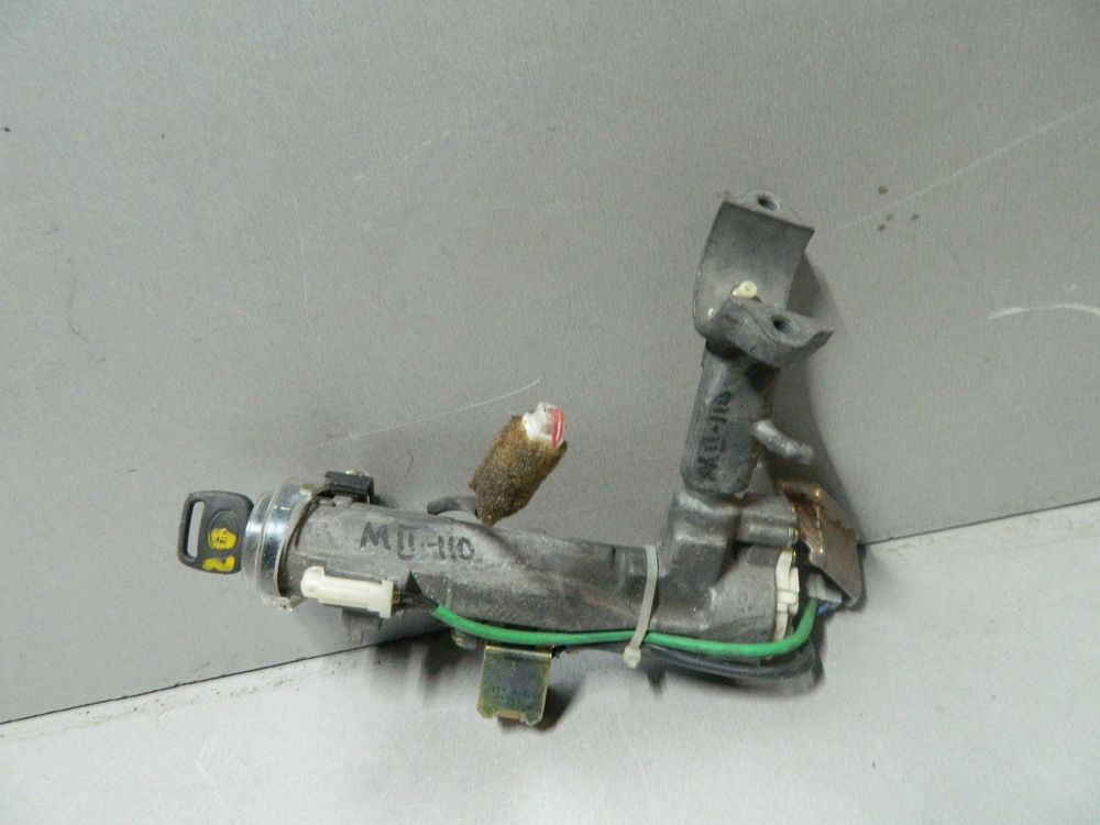 Замок зажигания TOYOTA MARK II GX110 (Контрактный) 81528161