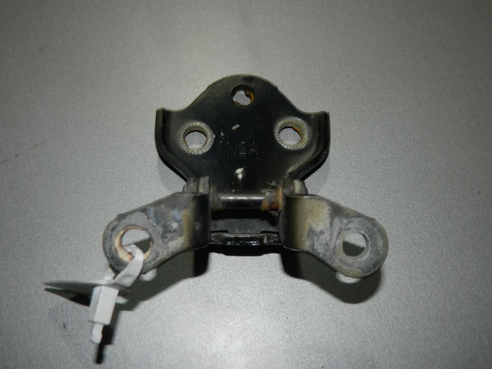 Петля двери CHEVROLET LACETTI J200 (Б/У) 45989326