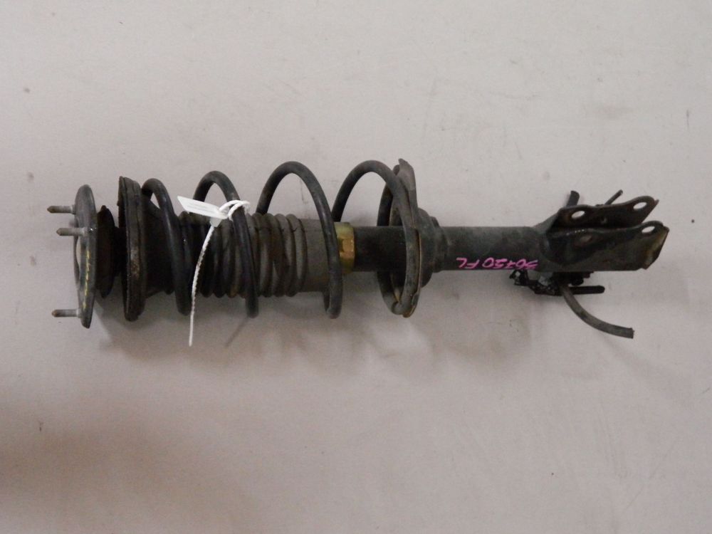 Стойка подвески TOYOTA VITZ SCP10 Перед Лев (Контрактный) 68000031