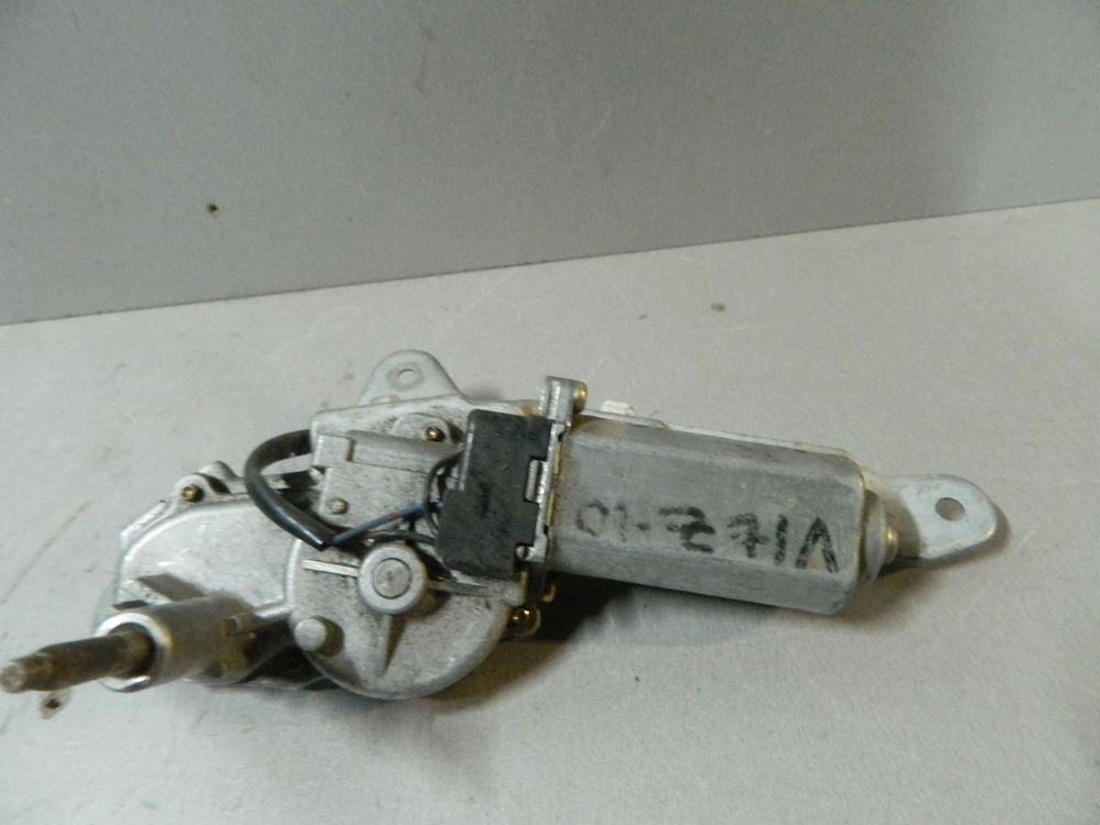Мотор заднего дворника TOYOTA VITZ SCP10 (Контрактный) 81528764