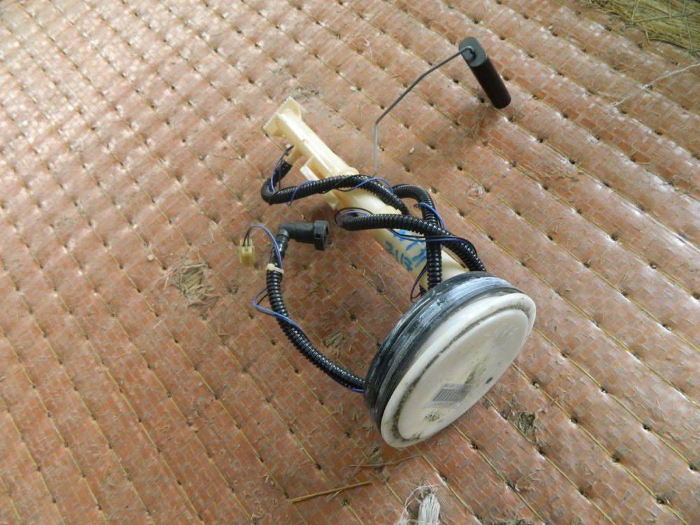 Датчик уровня топливa NISSAN TEANA J32 (Kонтрактный) 2414700006