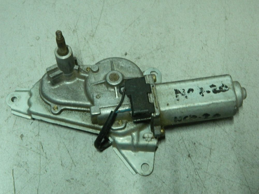 Мотор заднего дворника TOYOTA FUNCARGO NCP20 (Контрактный) 81528796