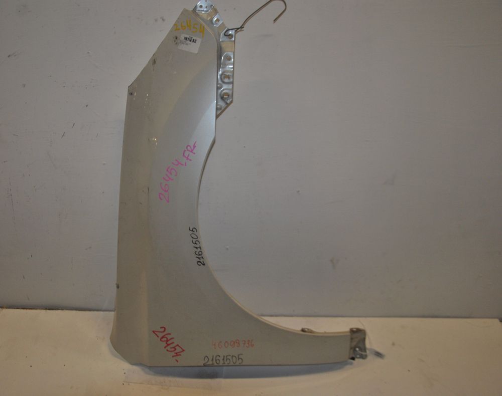 Крыло SUBARU LEGACY BRM Перед Прав (Контрактный) 46098736