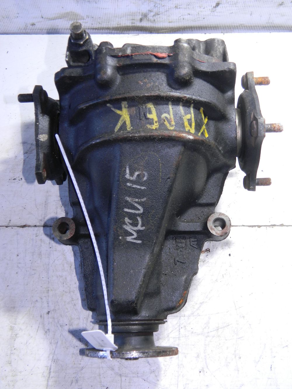 Редуктор TOYOTA HARRIER MCU15 Задн (Контрактный) 69586079