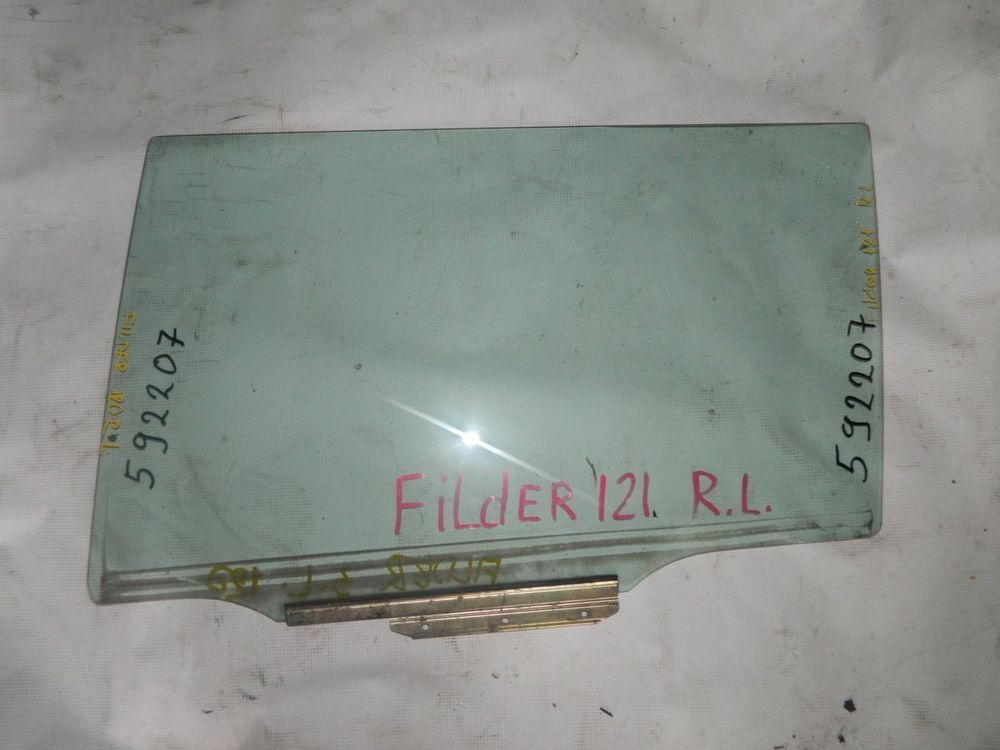 Стекло двери TOYOTA FIELDER 121 Задн. Лев (Контрактный) 462207