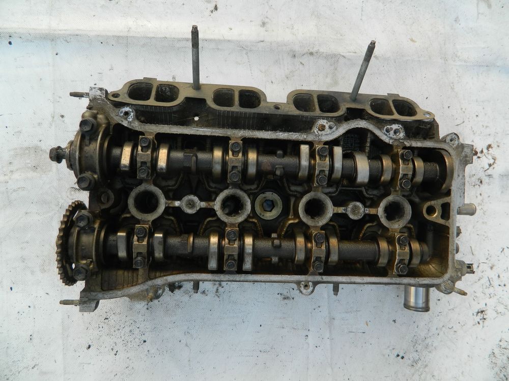Головка блока цилиндров TOYOTA 1AZFSE (Контрактный) 72367209