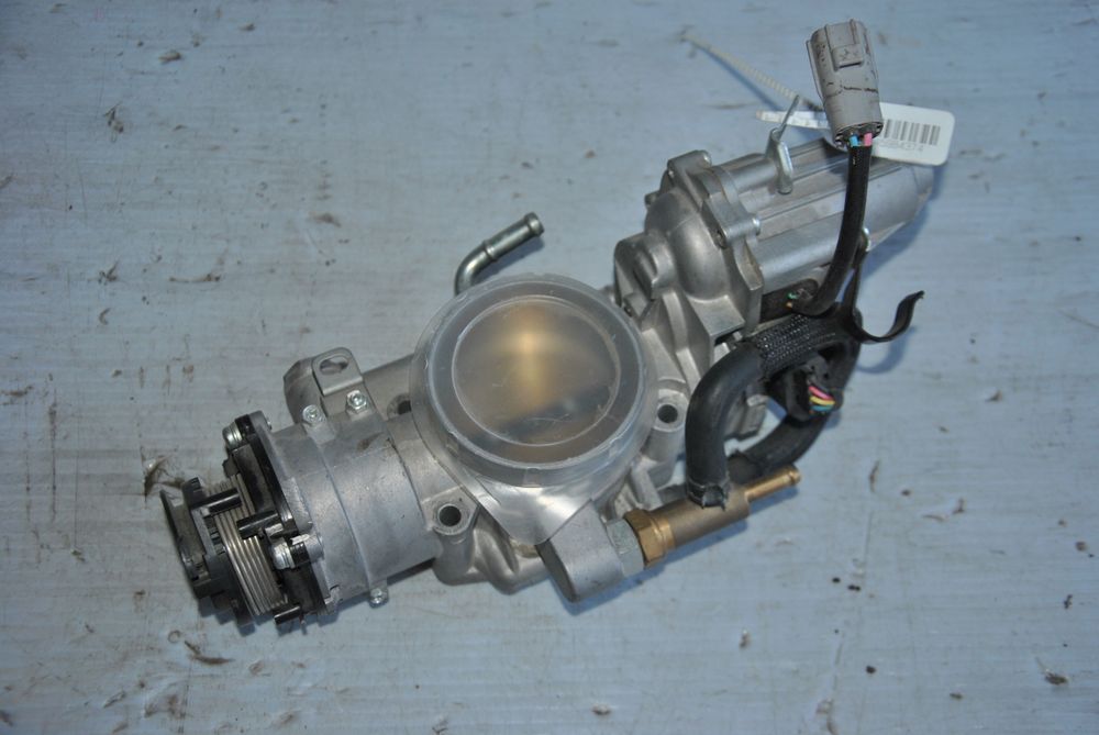 Дроссельная заслонка TOYOTA 2UZFE 45984374 K