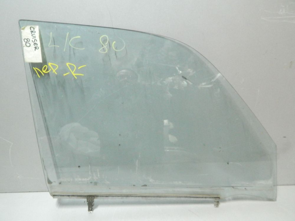 Стекло двери TOYOTA LAND CRUISER HDJ80 Перед Прав (Контрактный) 79590918