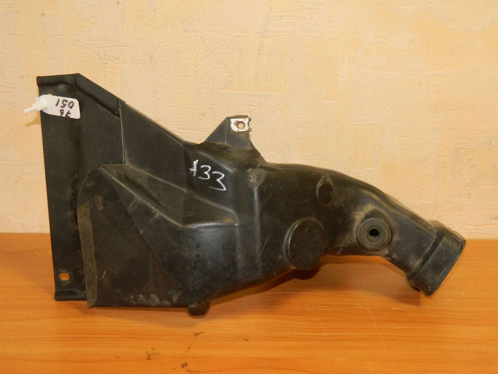 Резонатор воздушного фильтра NISSAN MAXIMA A33 (Б/У) 76051