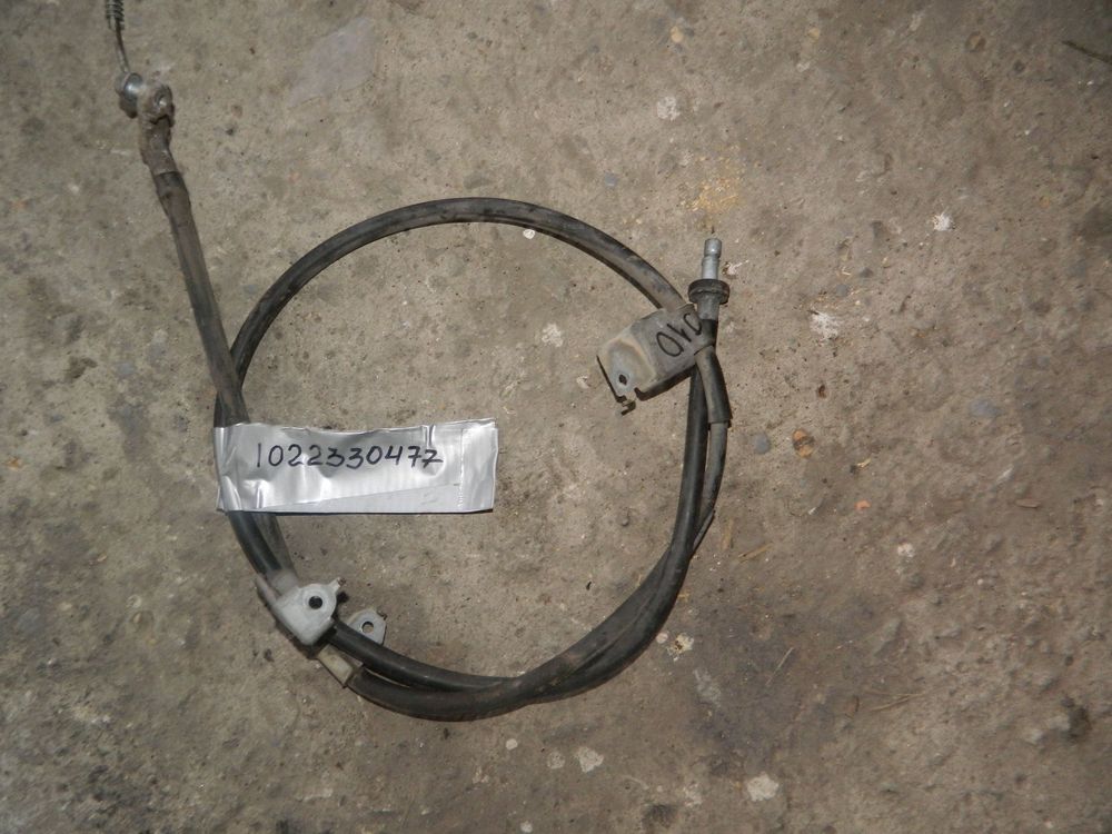 Трос ручника NISSAN QASHQAI J10 Лев (Контрактный) 1022330477