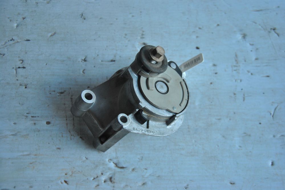 Натяжитель ремня TOYOTA 2UZFE 45984368 K