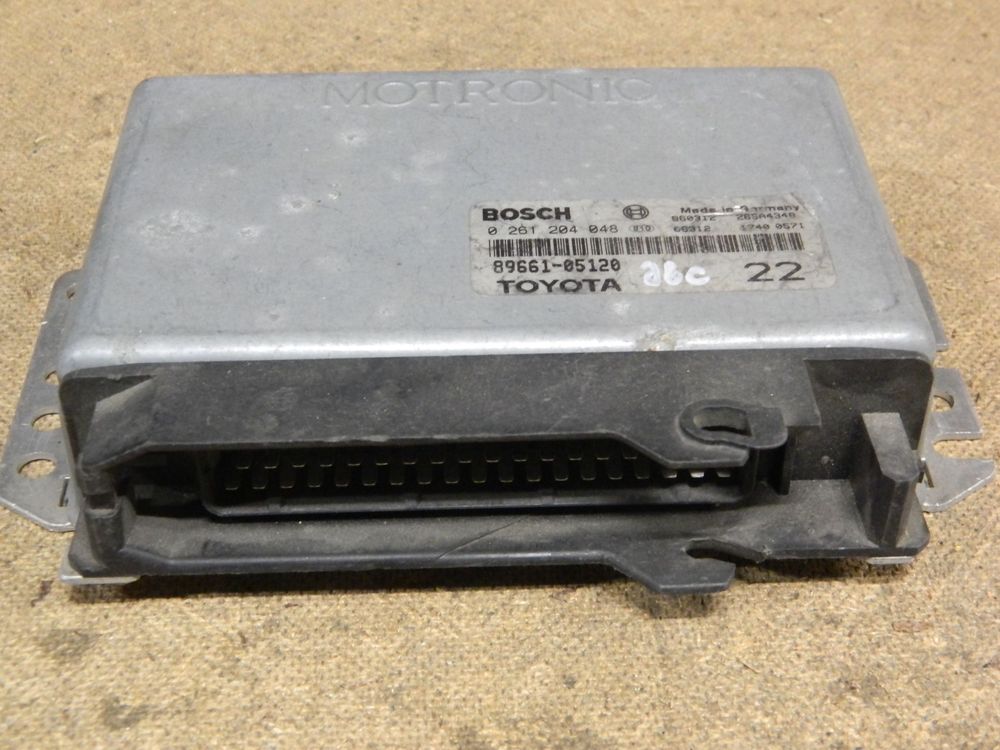 Блок управления ДВС TOYOTA CARINA 4AFE (Контрактный) 79590827