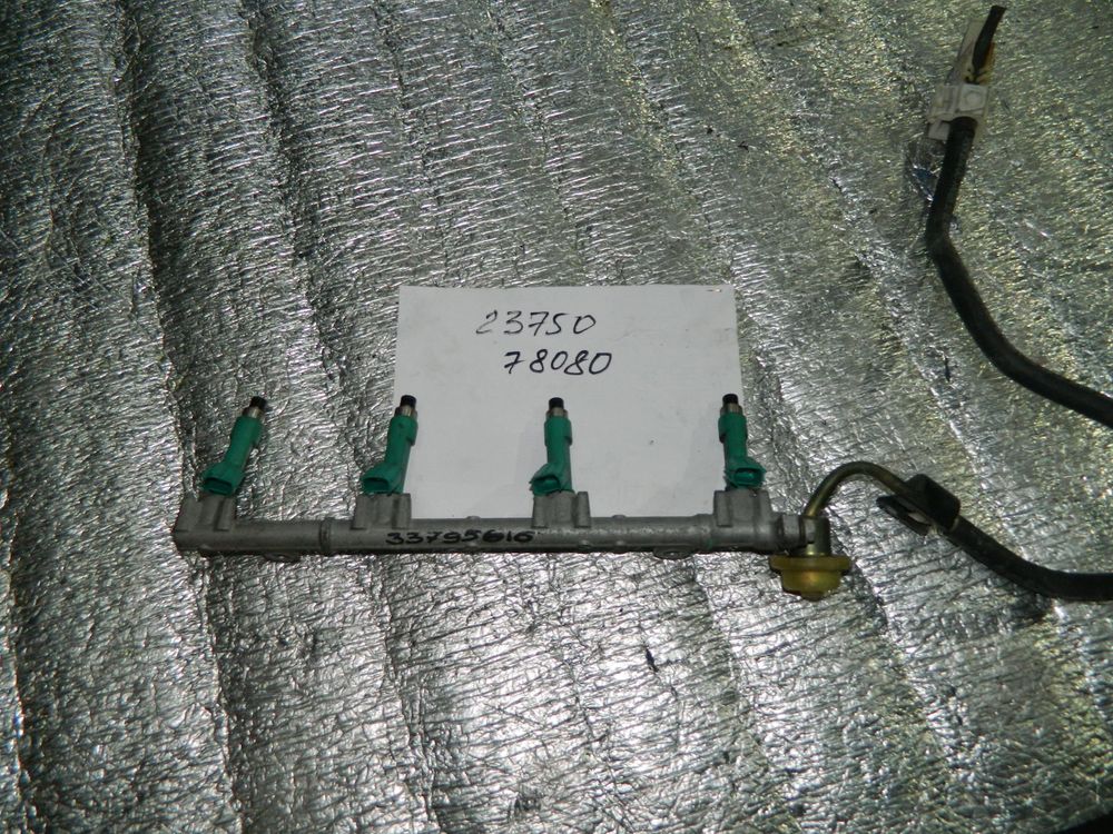 Рампа топливная с форсунками TOYOTA ALPHARD ANH10 2AZFE (Контрактный) 33795616