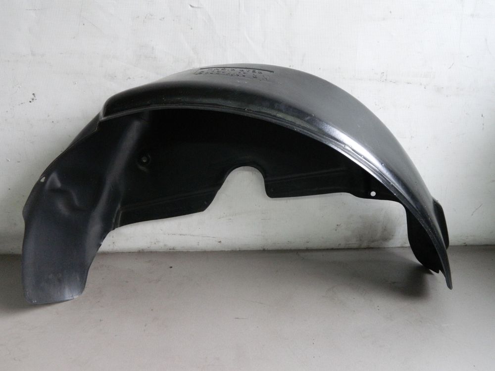 Подкрылок AKRADO AK868224Y000 KIA RIO 4 (седан) Задн Прав