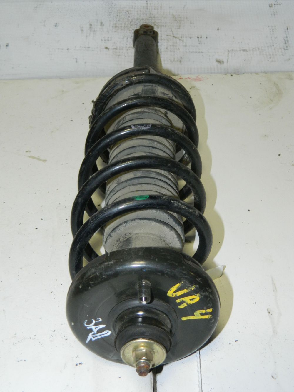 Стойка подвески HONDA INSPIRE UA4 Задн (Контрактный) 45976878