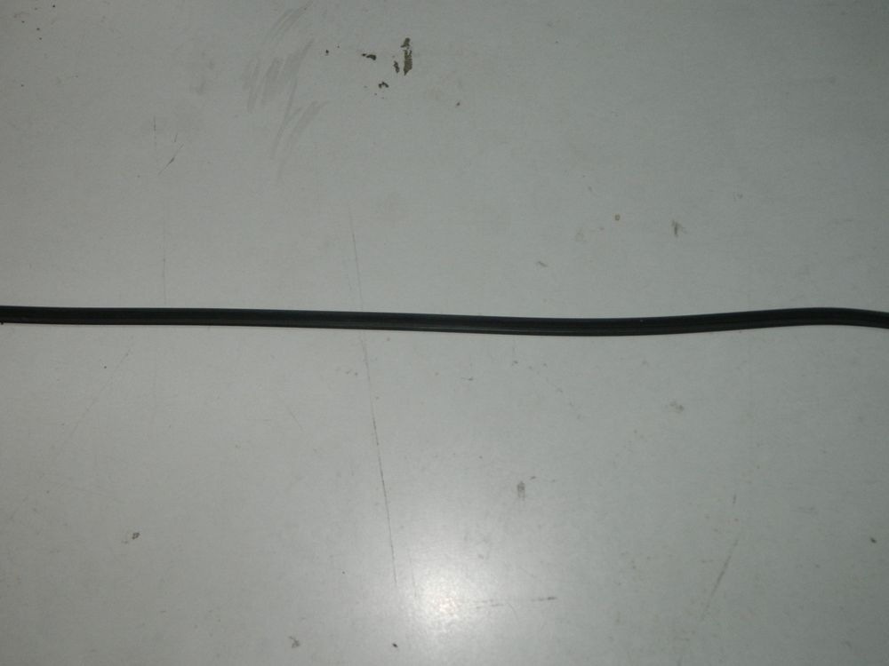 Щетка стеклоочистителя MITSUBISHI 8250A180 MITSUBISHI
