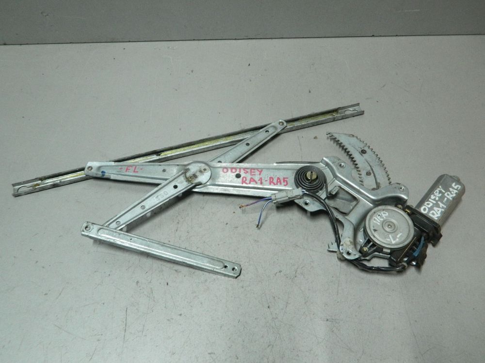 Стеклоподъемник HONDA ODYSSEY RA1 Перед Лев (Контрактный) 79591705