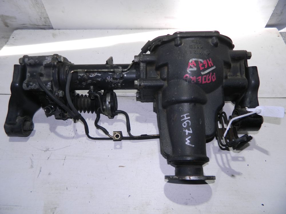 Редуктор MITSUBISHI PAJERO IO H67W Перед (Контрактный) 69586202