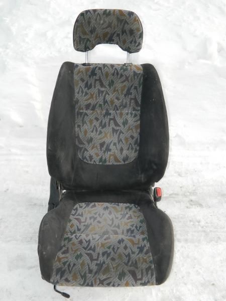 Сиденье NISSAN PULSAR HNN15 Прав (Б/У)