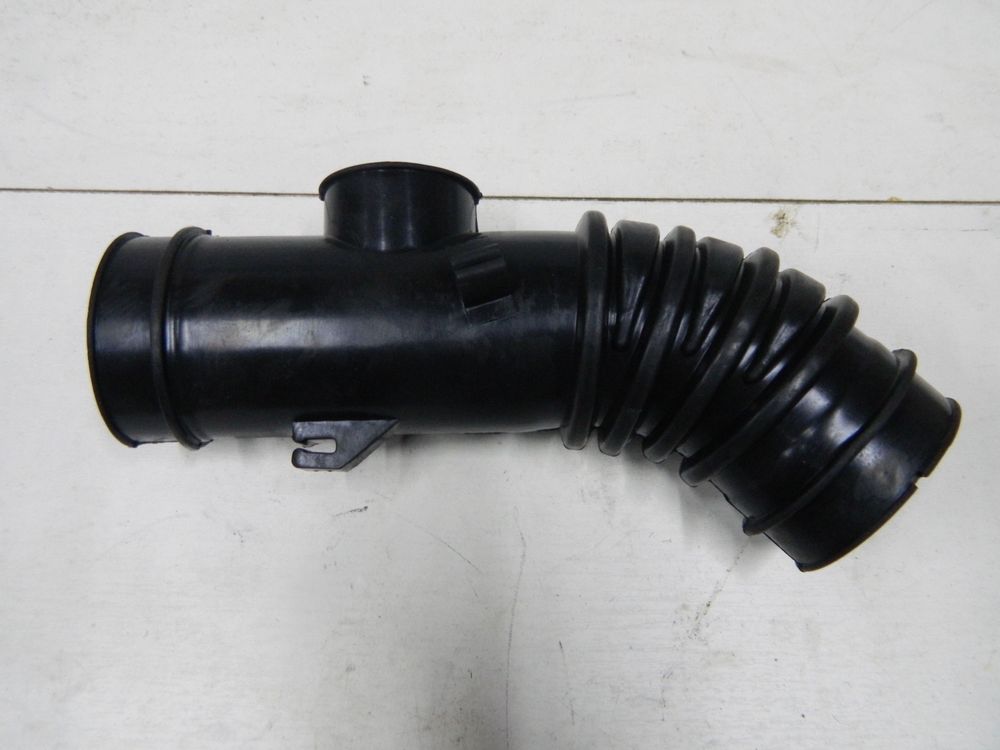 Патрубок воздушного фильтра GENERAL PARTS 1788115170 TOYOTA COROLLA AE100 / AE104 4/5/7AFE