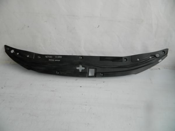 Накладка замка капота TOYOTA LAND CRUISER GRJ200 (Б/У)