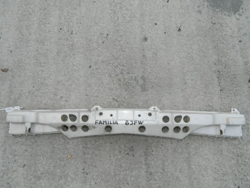 Усилитель бампера MAZDA FAMILIA BJFW Перед (Контрактный) 35015220
