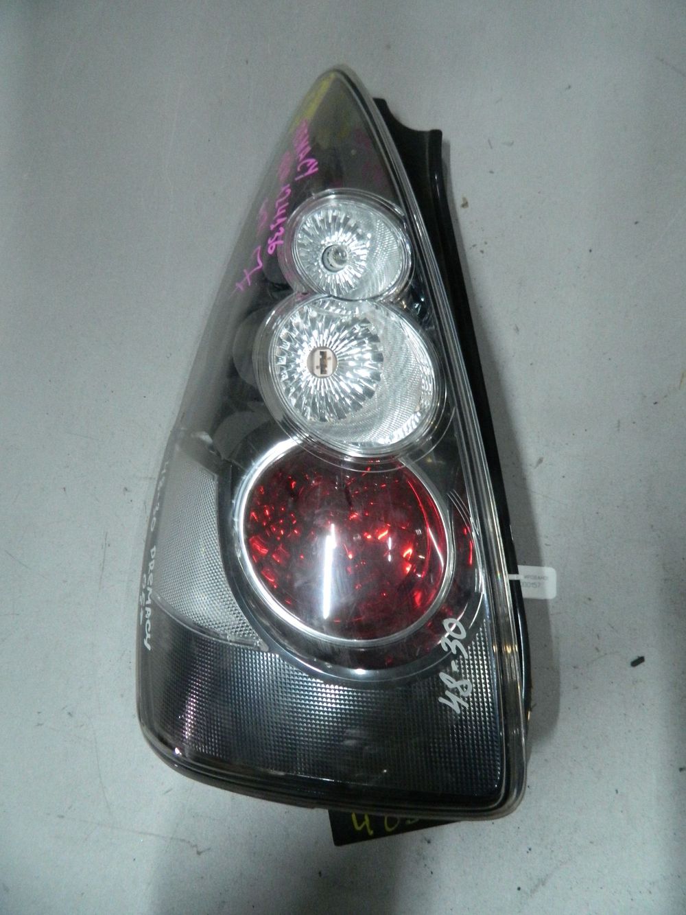 Фонарь MAZDA PREMACY CREW Зад Лев 4830 (Контрактный) 68000157