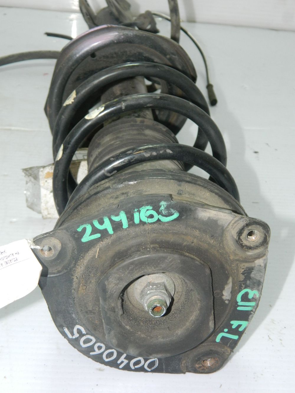 Стойка подвески NISSAN NOTE E11 Перед Лев (Кoнтрaктный) 45992987