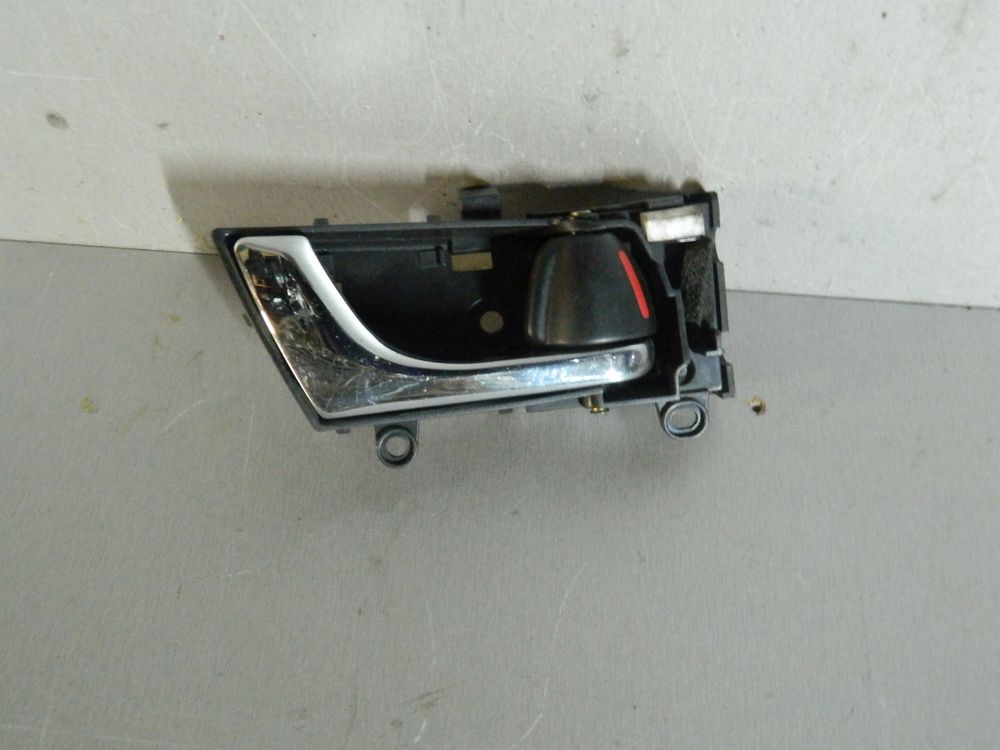 Ручка двери внутренняя SUBARU LEGACY BP5 Прав (Контрактный) 81528471