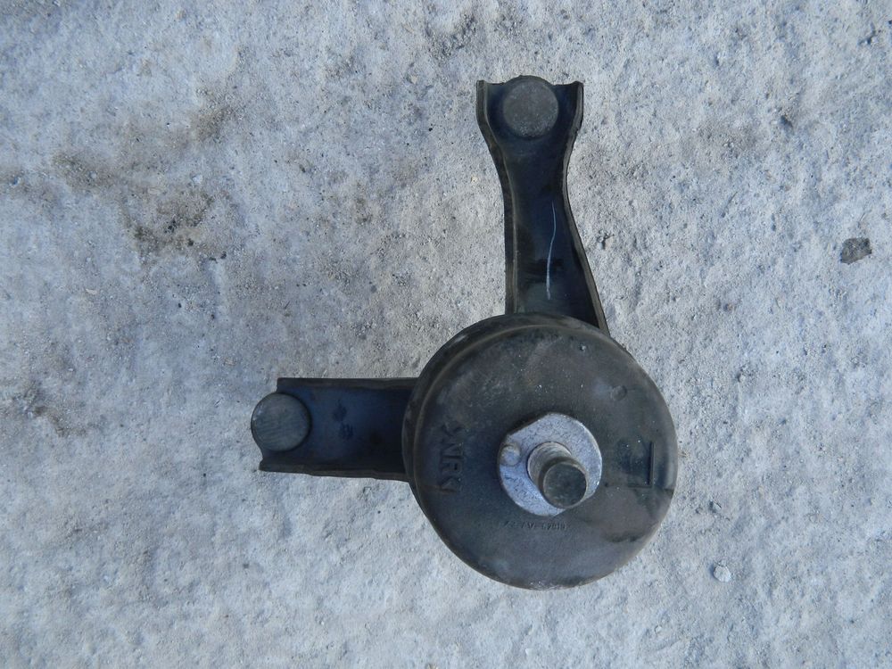Подушка двигателя TOYOTA CAMRY ACV40 2AZFE Лев (Контрактный) 37791767