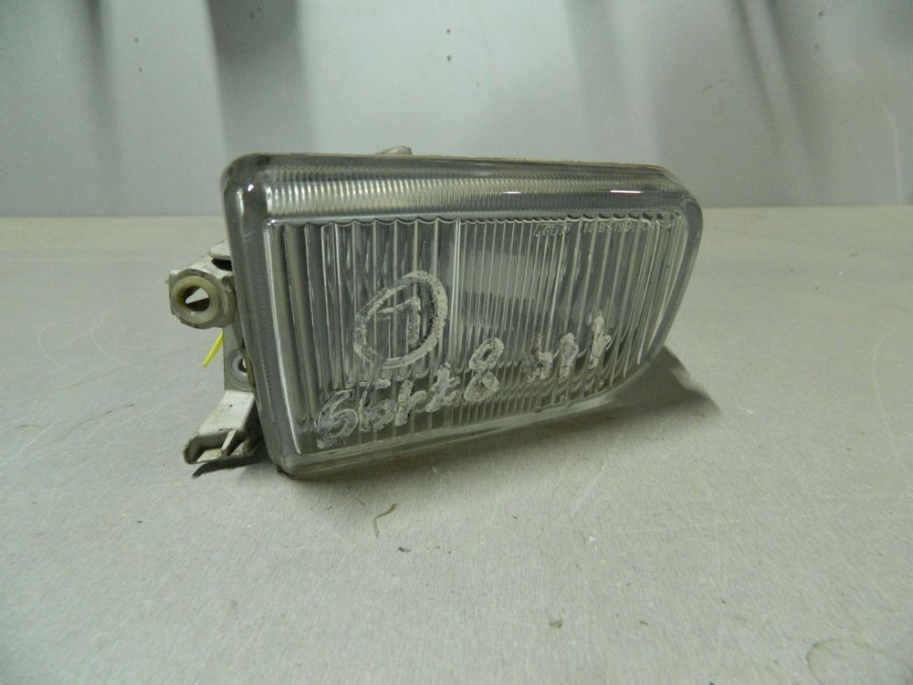 Фара противотуманная MITSUBISHI GALANT EA1W Перед Лев (Контрактный) 79768327