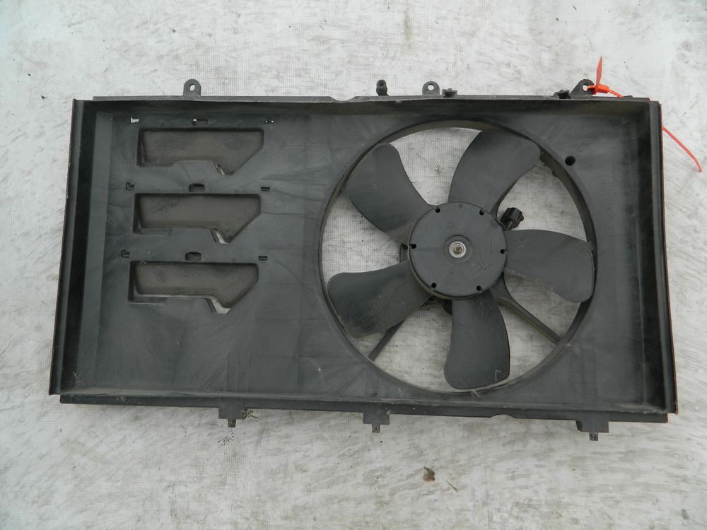 Диффузор радиатора MITSUBISHI LANCER CEDIA CS5W (Контрактный) 72367989