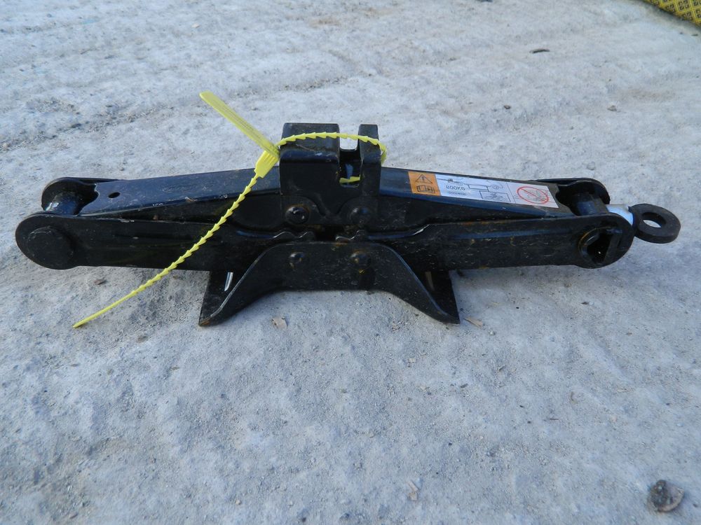 Домкрат 800kg (Контрактный) 94599586