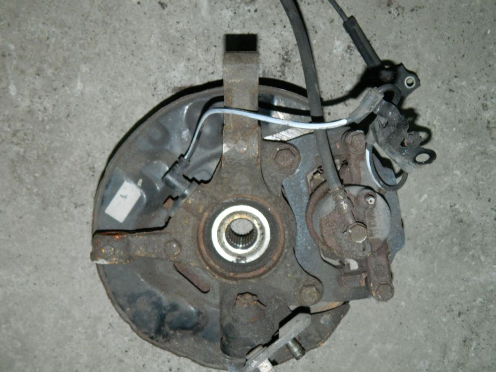 Ступица TOYOTA COROLLA NZE121 Перед Лев (Контрактный) 79586875
